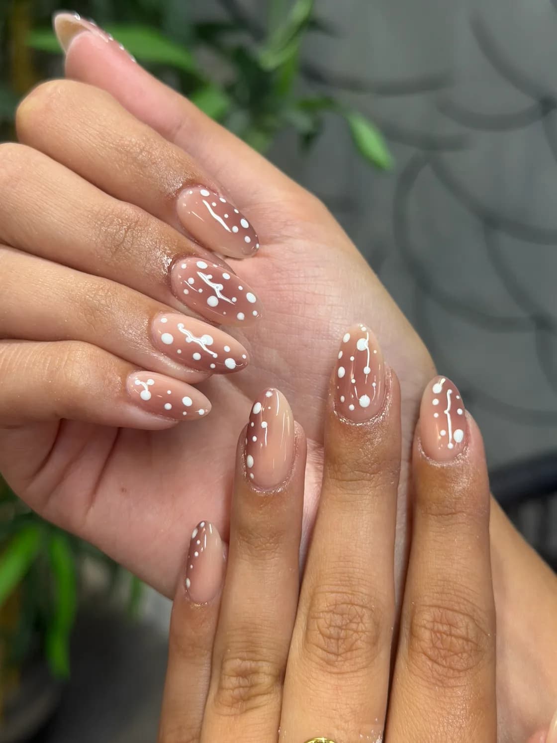 Uñas semipermanente constelación de Eclipse Studio Santander
