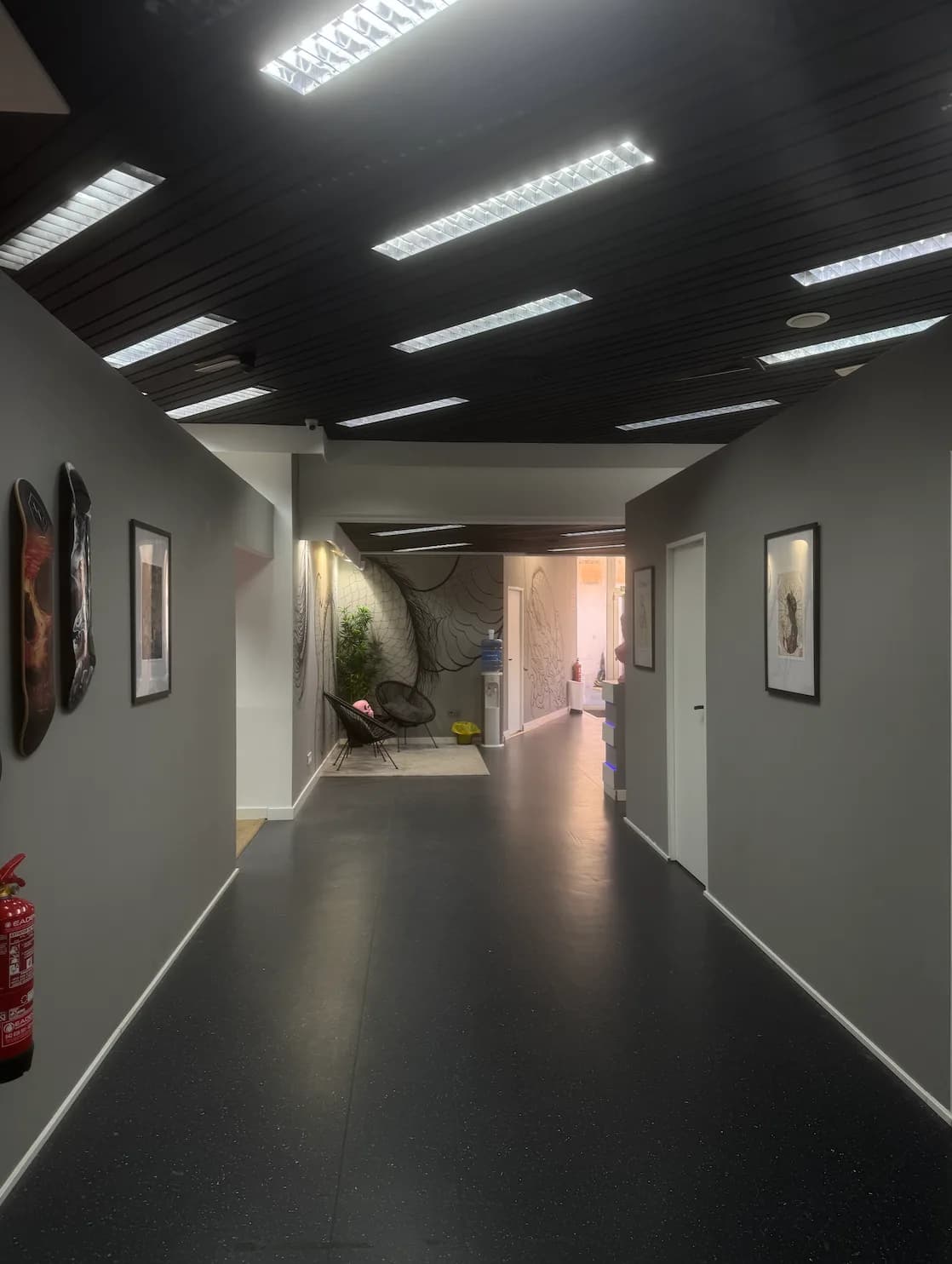 Pasillo principal de Eclipse Studio